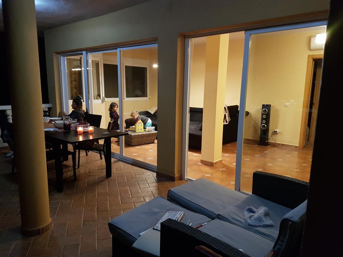 Вилла Chalet Benidorm Ла-Нусия Экстерьер фото